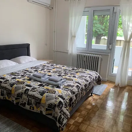 Pavle Apartment *